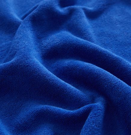 Bleu réactif 19 utilisé sur une couverture