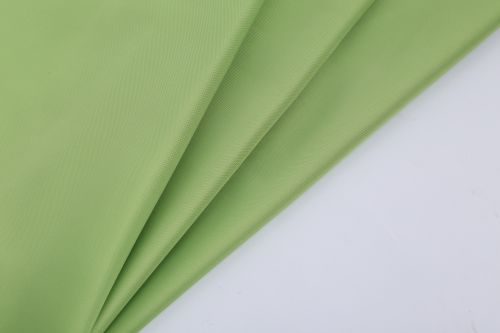Dyring silk with liquid-Malachite -Green